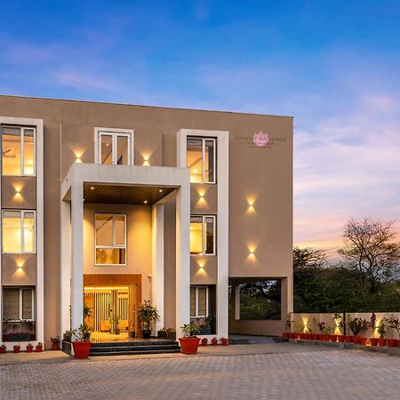Seasons Sajjangarh Hotel Udaipur Luaran gambar