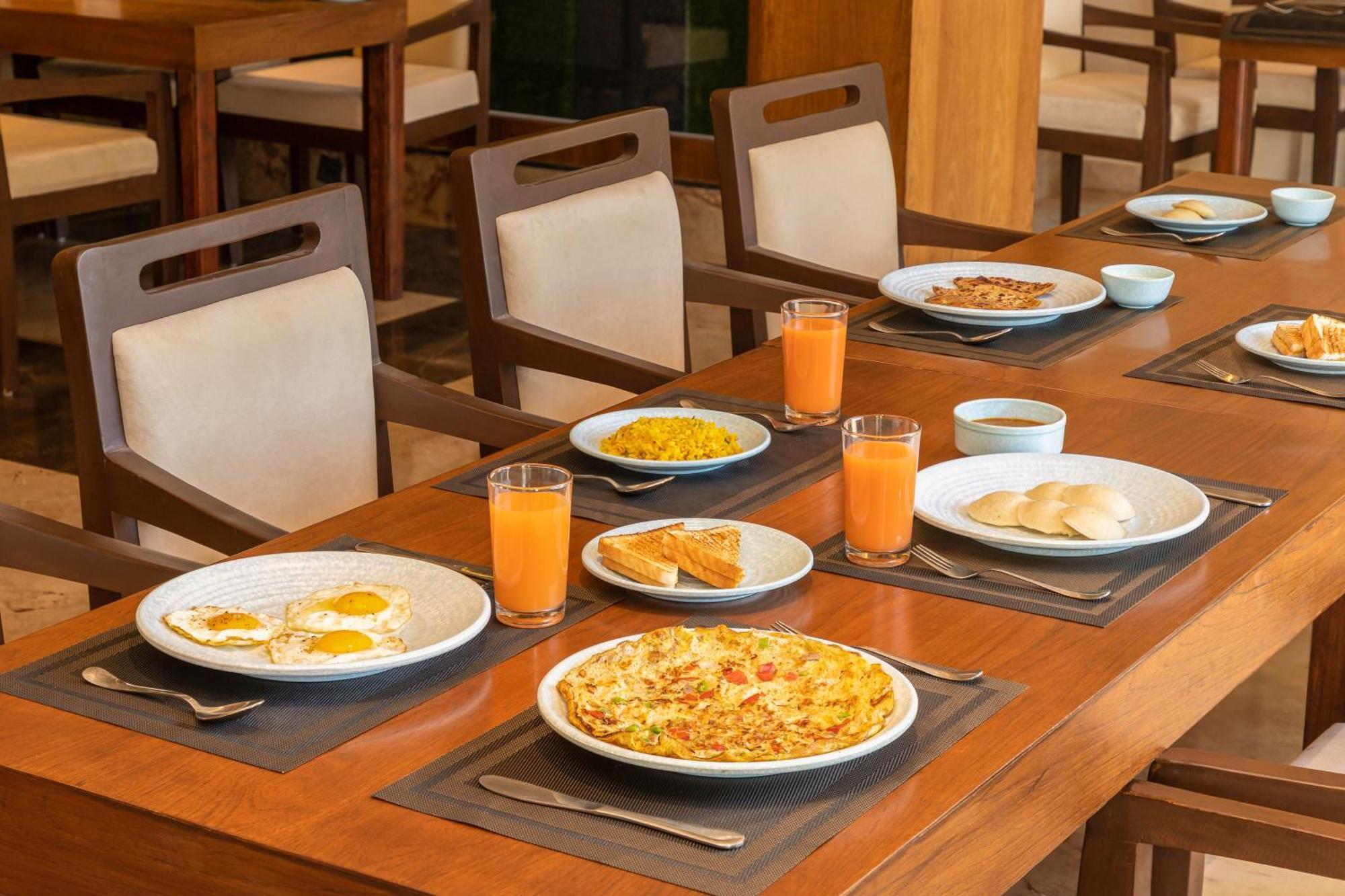 Seasons Sajjangarh Hotel Udaipur Luaran gambar