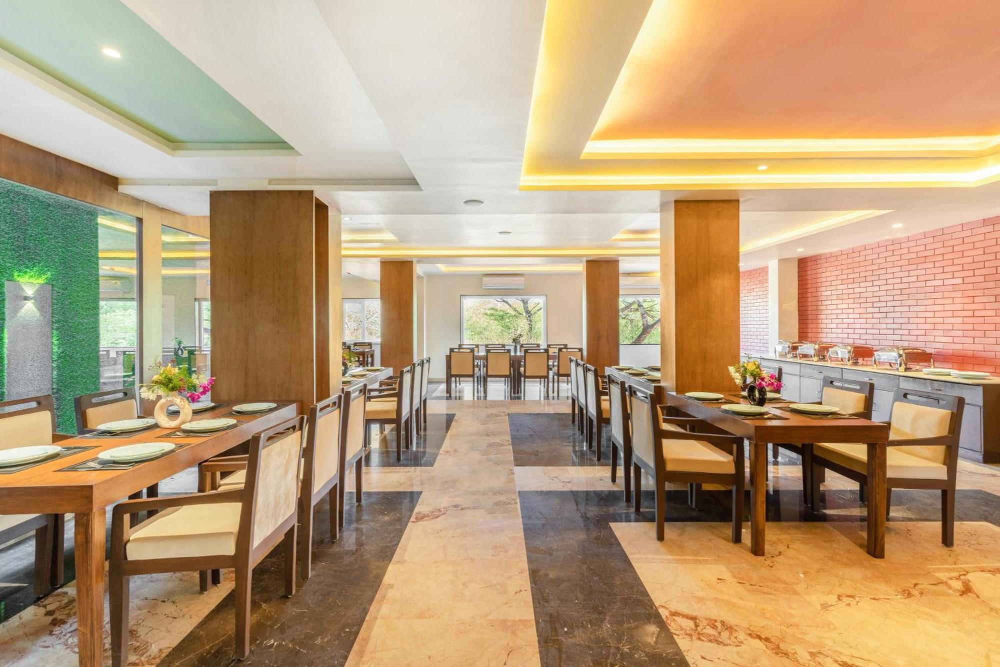 Seasons Sajjangarh Hotel Udaipur Luaran gambar